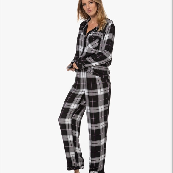 NWT Rails Clara Check Herringbone Twill Pajamas Black Storm Berry - Picture 2 of 3